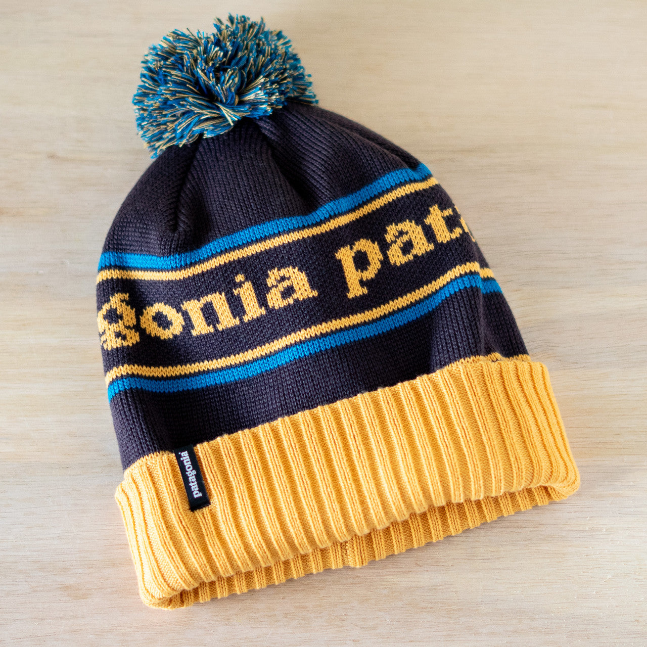 新品 Patagonia Powder Town Beanie ビーニー Patagonia Powder Town Beanie - Mango – Glacier National Park