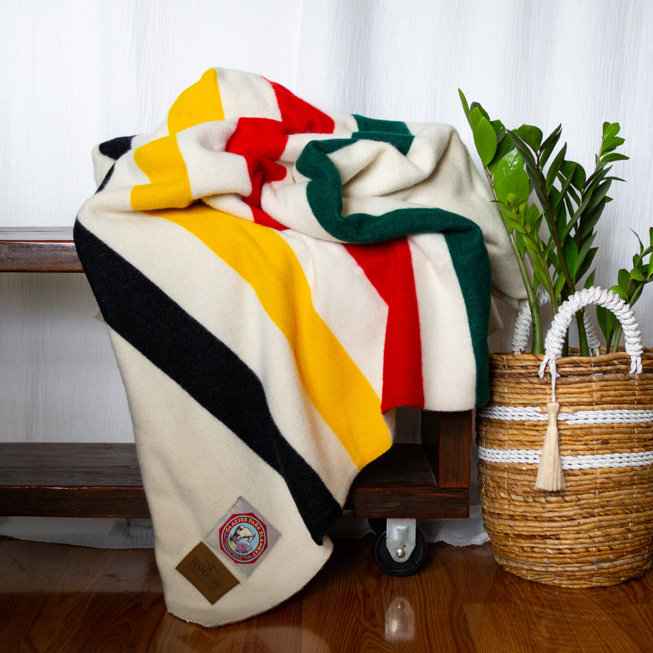 Pendleton Glacier Stripe Queen Blanket – Glacier National Park