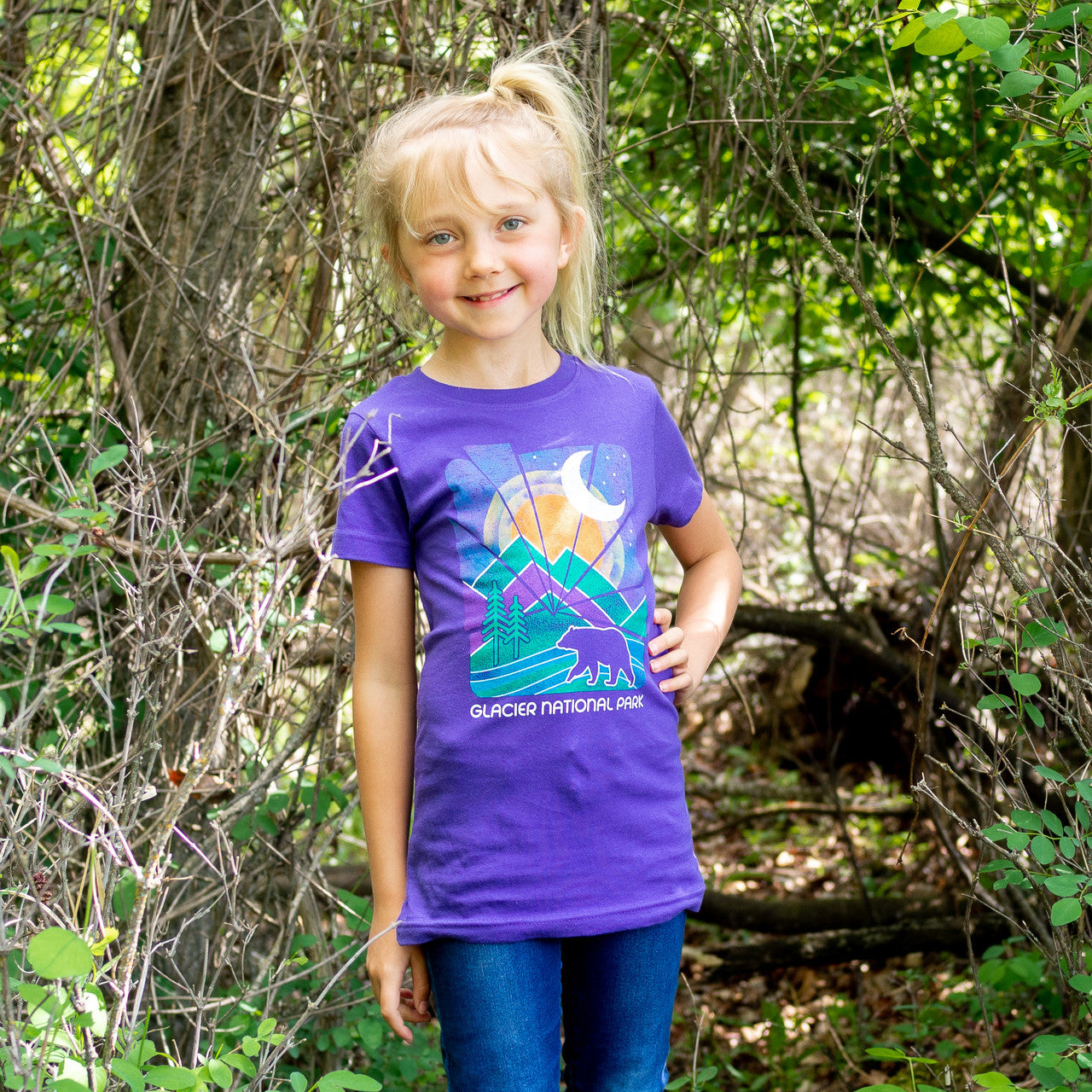 Bear in the Mountains T-Shirt (youth girls)