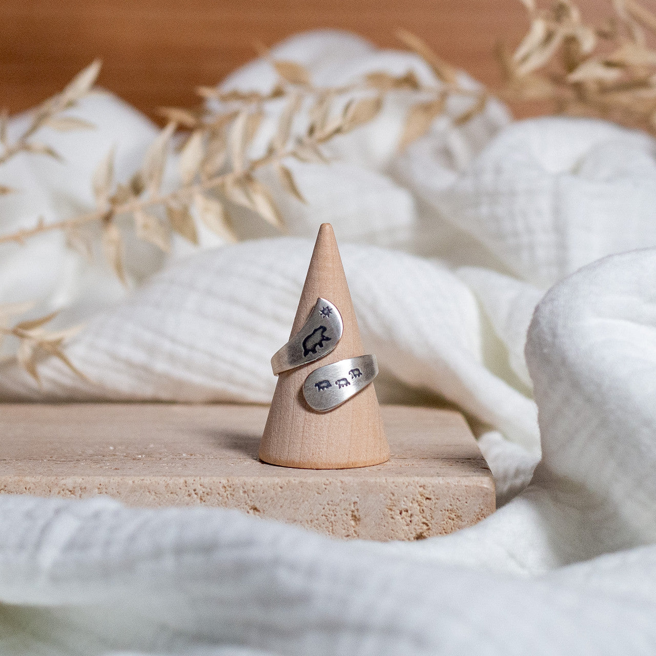 Mama Bear Ring - Silver