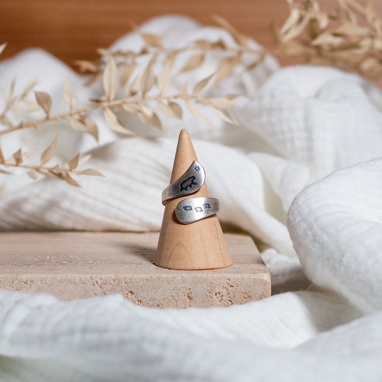 Mama Bear Ring - Silver