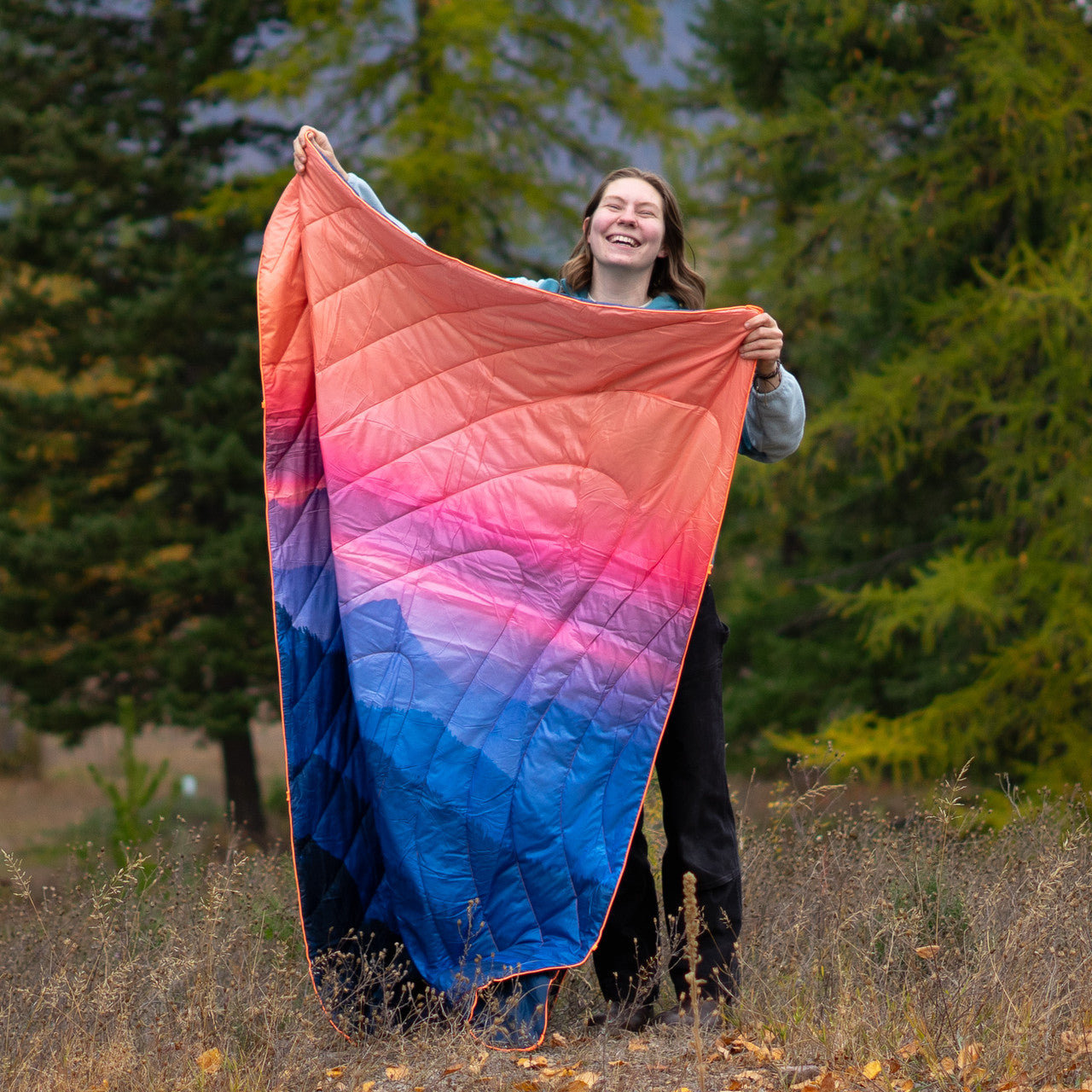 Rumpl Alpenglow Puffy Blanket – Glacier National Park Conservancy
