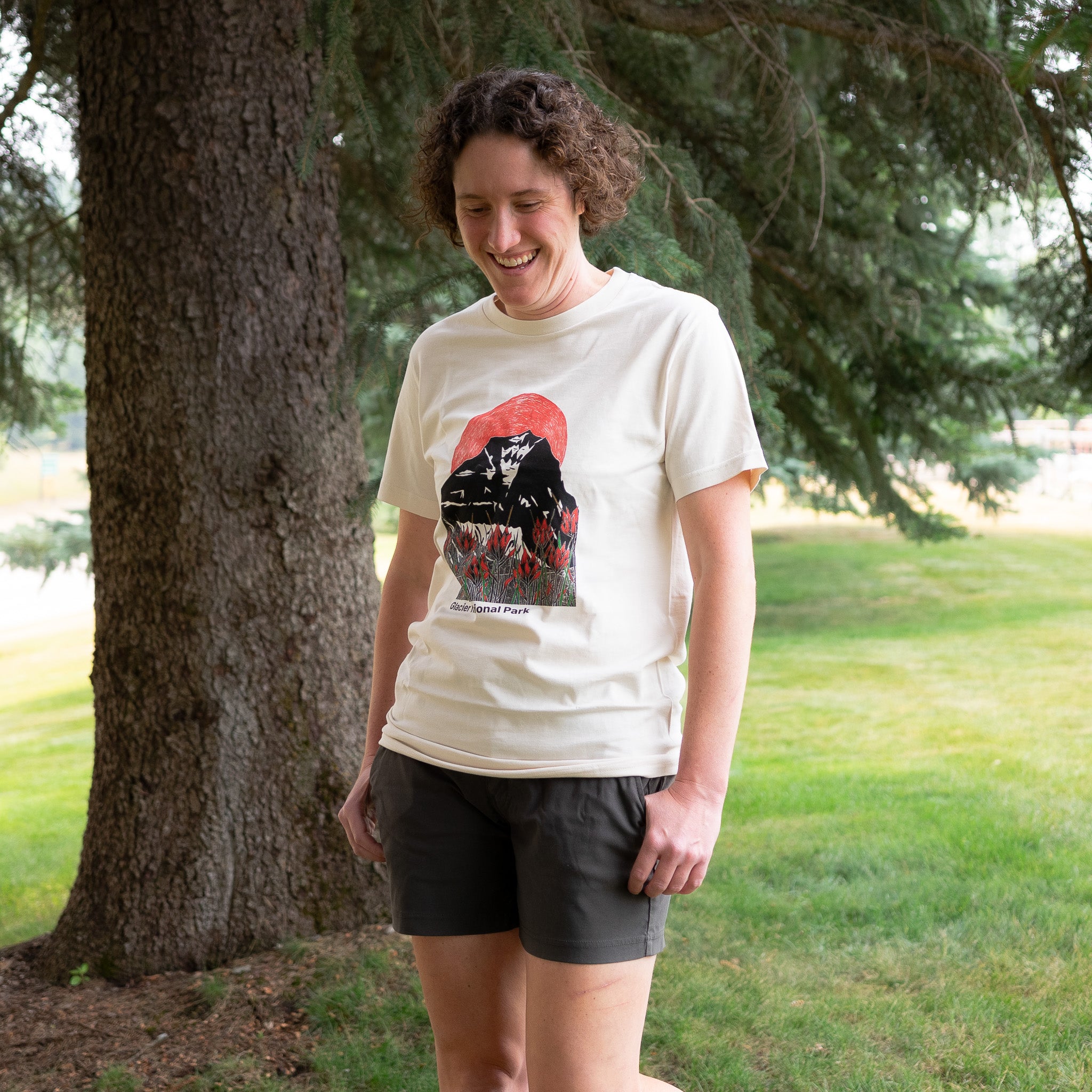 Going-to-the-Sun Mountain Sunset Woodcut Print T-Shirt