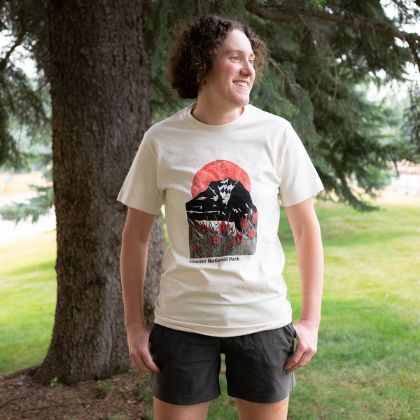 Going-to-the-Sun Mountain Sunset Woodcut Print T-Shirt